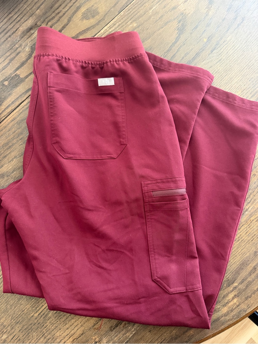 FIGS Men's Maroon Cargo Joggers